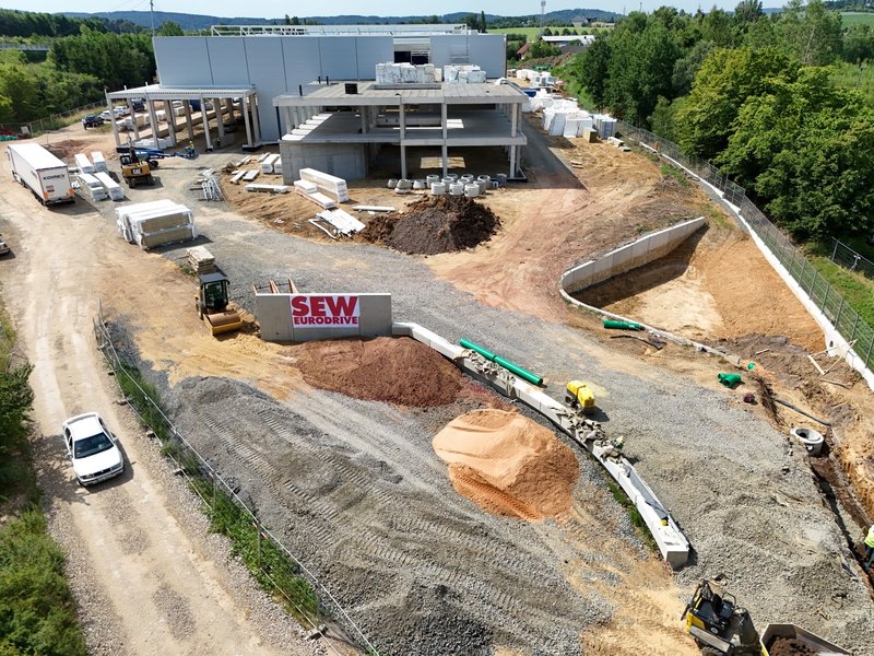 Produktionshalle für SEW-EURODRIVE